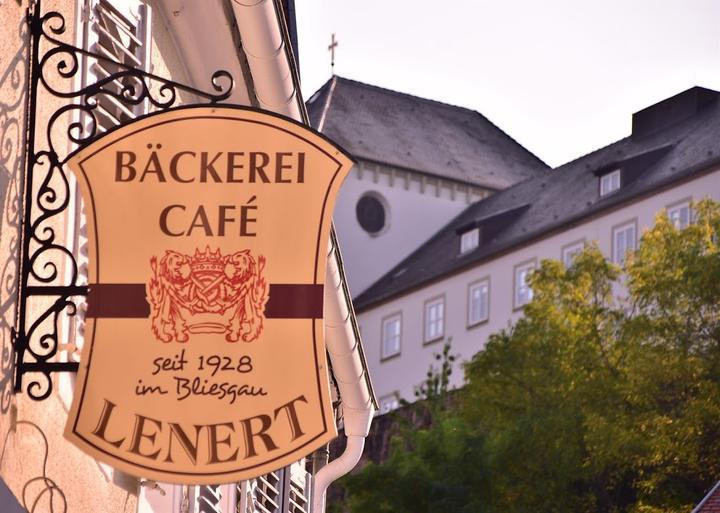 Bakery Cafe Lenert